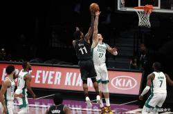 开云官网-篮网新秀表现惊艳，全场观众掌声不断，所有语言分析研究.-开云官网